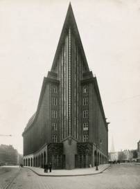 Kontorhaus Chilehaus, Hamburg, 1922-1924, Architekt: Fritz Hger, Fotografie: Carl und Adolf Dransfeld, Landesmuseum fr Kunst und Kulturgeschichte Oldenburg 