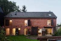 Ein 2. Preis: Haus Stein von Jan Rsler Architekten, Foto:  HUSER / Werner Huthmacher 