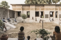 BASADHI SCHOOL: Building a School in India von Kaja Geratowska 