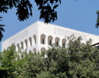 Palazzo della Civilat Italiana im Quartier EUR (1942), Rom