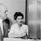 Phyllis Lambert mit Mies van der Rohe (1954)