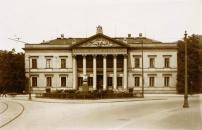 Historische Aufnahme der Stadtbibliothek vor 1945