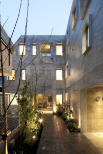 Yotsuya Tenera, Key Operation Inc Architects