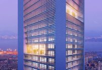 Sky Lounges mit vorgelagerten Terrassen 