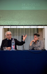 Paolo Baratta und Alejandro Aravena, Berlin 2016, Foto: Anikka Bauer