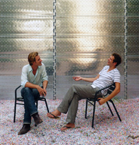 David Van Severen (links) und Kersten Geers (rechts) – die Architekten kuratieren in diesem Jahr übrigens auch die Biennale Interieur in Kortrijk, Foto: Tine Coremann 