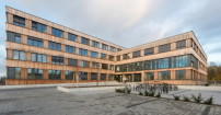 Das Flexim Firmengebäude wurde in Hybridbauweise, aus Holz und Beton errichtet. 