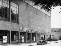 ... entstand 1933 nach Plänen von Adolf Steger und Karl Egender. 