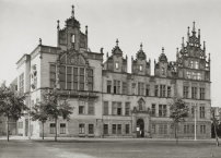 Hermann Schaedtler: Die Nordfassade des Landesmuseums nach ersten Instandsetzungen, 1949/50