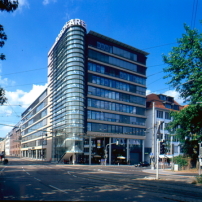 Das Bosch-Areal in Stuttgart 2001 von Roland Ostertag und Johannes Vornholt (Gesamtplanung, Entwurf, Ausfhrungsplanung) wurde im Auszeichnungsverfahren Beispielhaftes Bauen Stuttgart 1997-2001 prmiert. Foto: Roland Halbe 