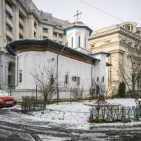 Verkndigungskirche der Nonnen-Einsiedelei, Bukarest. Anton Roland Laub, Serie Mobile Churches, 2013-2017 