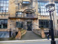 Das Gebude der Glasgow School of Art entstand 18971909 nach Plnen von Charles Rennie Mackintosh. 