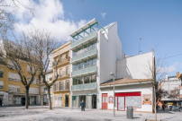 Der Umbau eines Gebäudes aus den 50er Jahren in Madrid zum neuen Lernzentrum für die Kinderrechtsorganisation Save the Children erfolgte nach Plänen von elii.  
