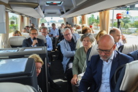 Mobile Pressekonferenz auf der Tour zu sechs Berliner Neubauprojekten. 