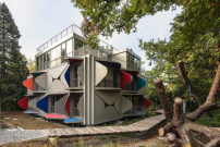 Kunstobjekt oder Wohnhaus? Der von Manuel Herz in Zrich entworfene Bau lsst die Grenzen verschwimmen. 