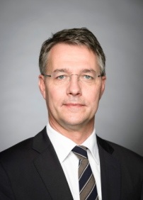 Gunther Adler, Bau-Staatssekretr im Bundesinnenministerium, wurde von Horst Seehofer in den vorzeitigen Ruhestand entlassen 