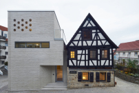 Seit 1988 gibt es in Marbach ein kleines Museum zu Ehren von Tobias Mayer, das nun von Webler + Geissler Architekten erweitert wurde.  
