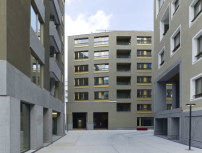 Wohnhäuser und Studios am Nordbahnhof in Wien von Sergison Bates 