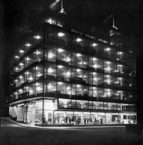Das ehemalige Warenhaus Schunck Glaspalast von Frits Peutz in Heerlen/Niederlande, 1935.