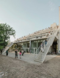 Auszeichnung: Terrassenhaus / Lobe Block in Berlin, Brandlhuber+ Emde, Burlon und Muck Petzet Architekten (beide Berlin) 