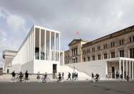 Der neue Haupteingang für die Berliner Museumsinsel...