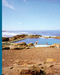 Cover Álvaro Siza: Piscina na Praia de Leça – a pool on the beach 