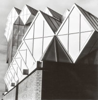 Engineering Building der Leicester University, James Stirling und James Gowan, 1963 