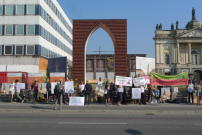 Demonstration gegen Wiederaufbau der Garnisonkirche in Potsdam, 2016