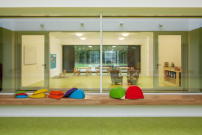 Im Erdgeschoss ist neben einem Stadtteilbüro auch ein Kindergarten untergebracht. 