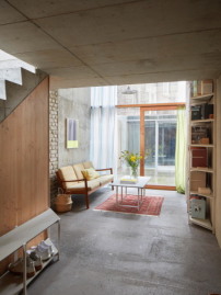 2. Preis: Haus Baulücke in Kln (Deutschland), Architekt: Wolfgang Zeh   