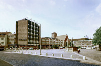 Die Stadt Hildesheim ließ das Hotel Rose in den 1980er Jahren abreißen und rekonstruierte einen Fachwerkbau. 