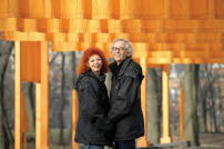 Christo und Jeanne-Claude vor der Arbeit The Gates, Februar 2005