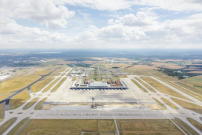 Der neue Flughafen Berlin Brandenburg besteht aus dem Fluggastterminal 1 und der noch zu bauenden Airport City zwischen Start- und Landebahnen. 