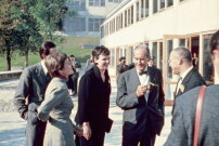 Inge Aicher-Scholl, Walter Gropius und Max Bill am Eröffnungstag der HfG (1955) 