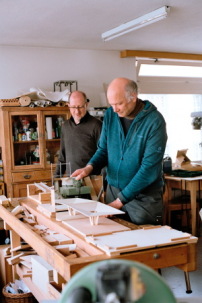 Die beiden Ingenieure führen seit den 1990er Jahren ein gemeinsames Büro in Chur. 