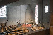 Blick in der Chorraum der Kirche St. Hubertus in Aachen-Hanburch, 2022 