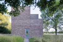 Erwin Heerich, Turm, Museum Insel Hombroich;  VG Bild-Kunst, Bonn 2022 / Foto:  Iwan Baan.