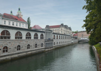 Der nach Plnen von Joe Plečnik gestaltete Marktplatz in Ljubljana. 