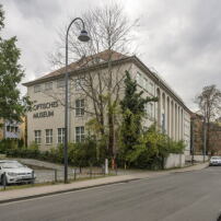 Das Deutsche Optische Museum in Jena wird künftig unter anderem von den Berlinern Studio Qwertz und Studio Other Spaces erweitert. 