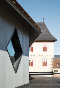 Preis Tourismus und Arbeit: Produktionshalle Kellerei in St. Michael Eppan von Walter Angonese (Kaltern) und Flaim Prünster Architekten (Bozen)