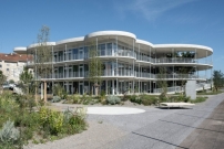 Bildung & Gesundheit: Schulhaus Wallrti in Winterthur von Schneider Studer Primas  