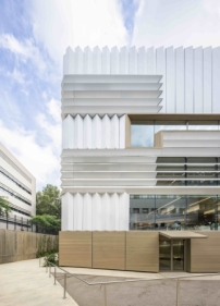 Nachwuchspreistrger 2024: Gabriel Garca Mrquez Bibliothek in Barcelona von SUMA arquitectura (Madrid)