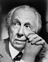 Frank Lloyd Wright, 1954, Foto: Public Domain, via Wikimedia Commons
