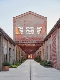Umbau zu Sozialer Einrichtung in Terrassa von H Arquitectes