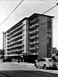 Wohn- und Geschftshaus an der Theresienstrae, Mnchen,1950-1952 