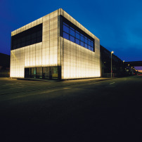 Regent Lighting Center, Basel, 2002. Architekten: Staehelin, Gisin+Partner  
