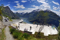 Neue Plattform bei Ornesvingen fr eine spektakulre Aussicht auf den Geirangerfjord