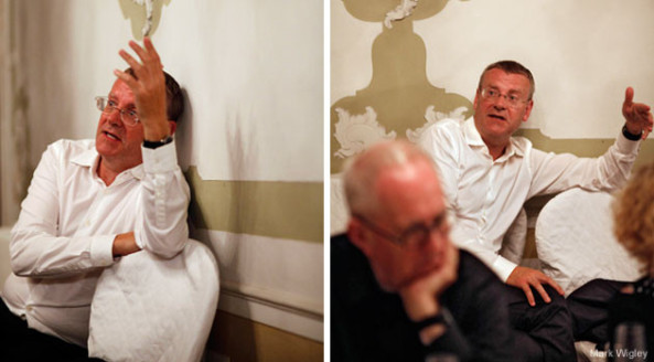 Unseren Bericht zu den erhellenden Gespr�chen im Dark Side Club lesen Sie auf www.designlines.de.