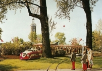 Die Bundesgartenschau 1971 im Klner Rheinpark  im Hintergrund der Porschezug 