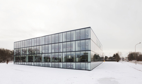 OFFICE KGDVS: OFFICE 61, VILLA VOKA Office building for VOKA, Flanders Chamber of Commerce